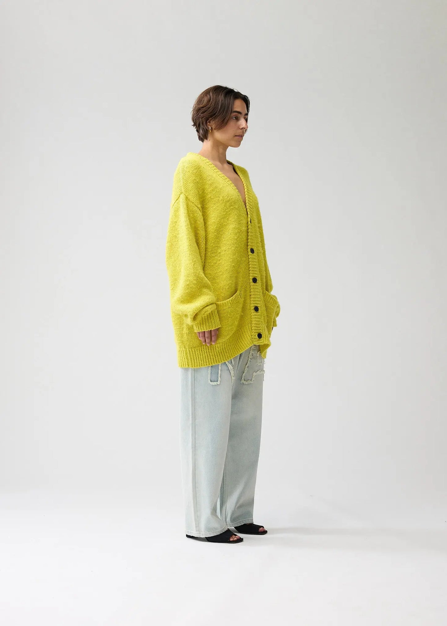 Cardigan Linnen Logo Celery Yellow