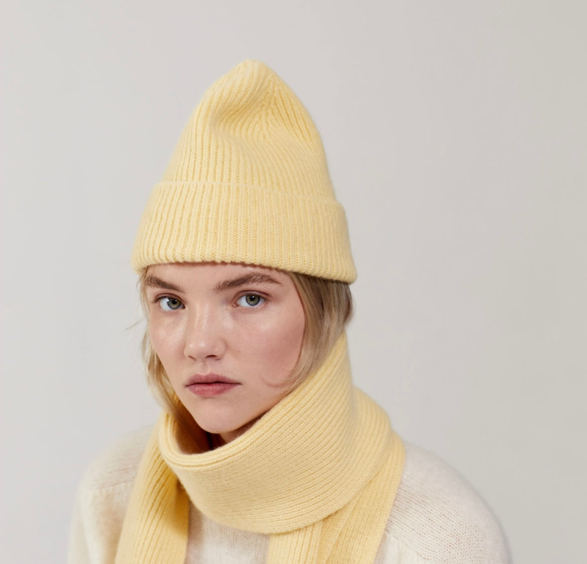 Scarf in Blonde