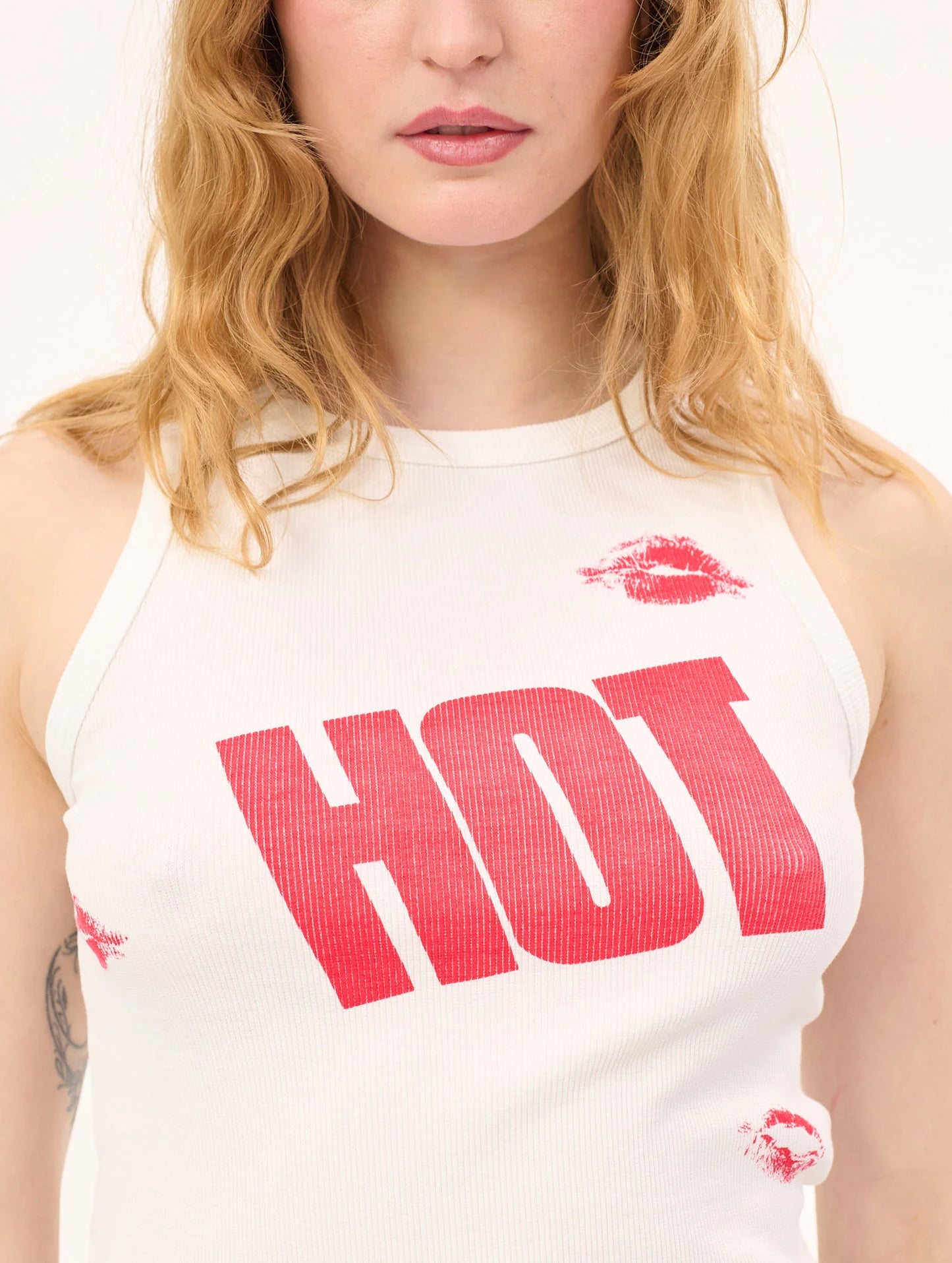Tank Top Kiss Me I'm Hot White