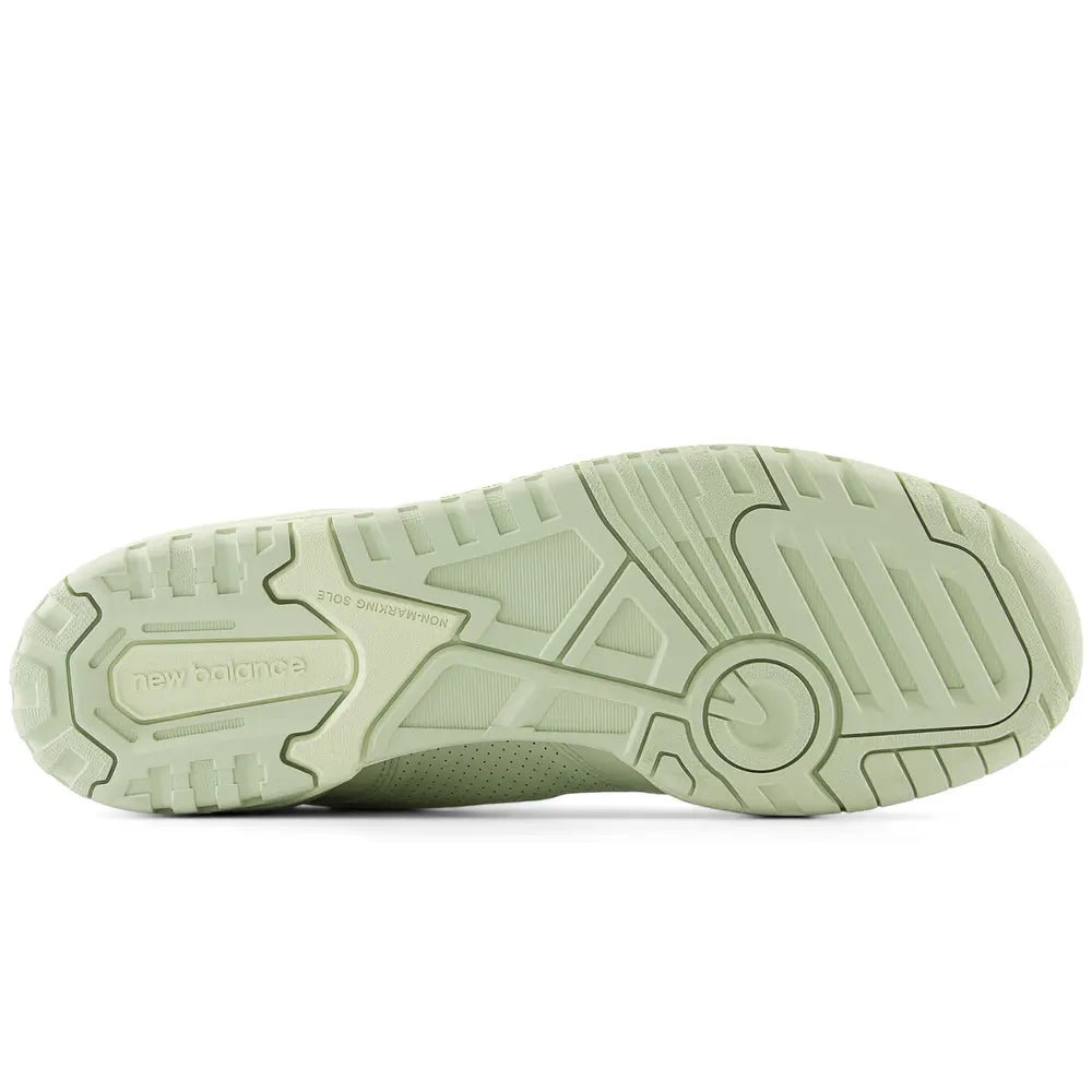 BB550MCC Sneakers in Green