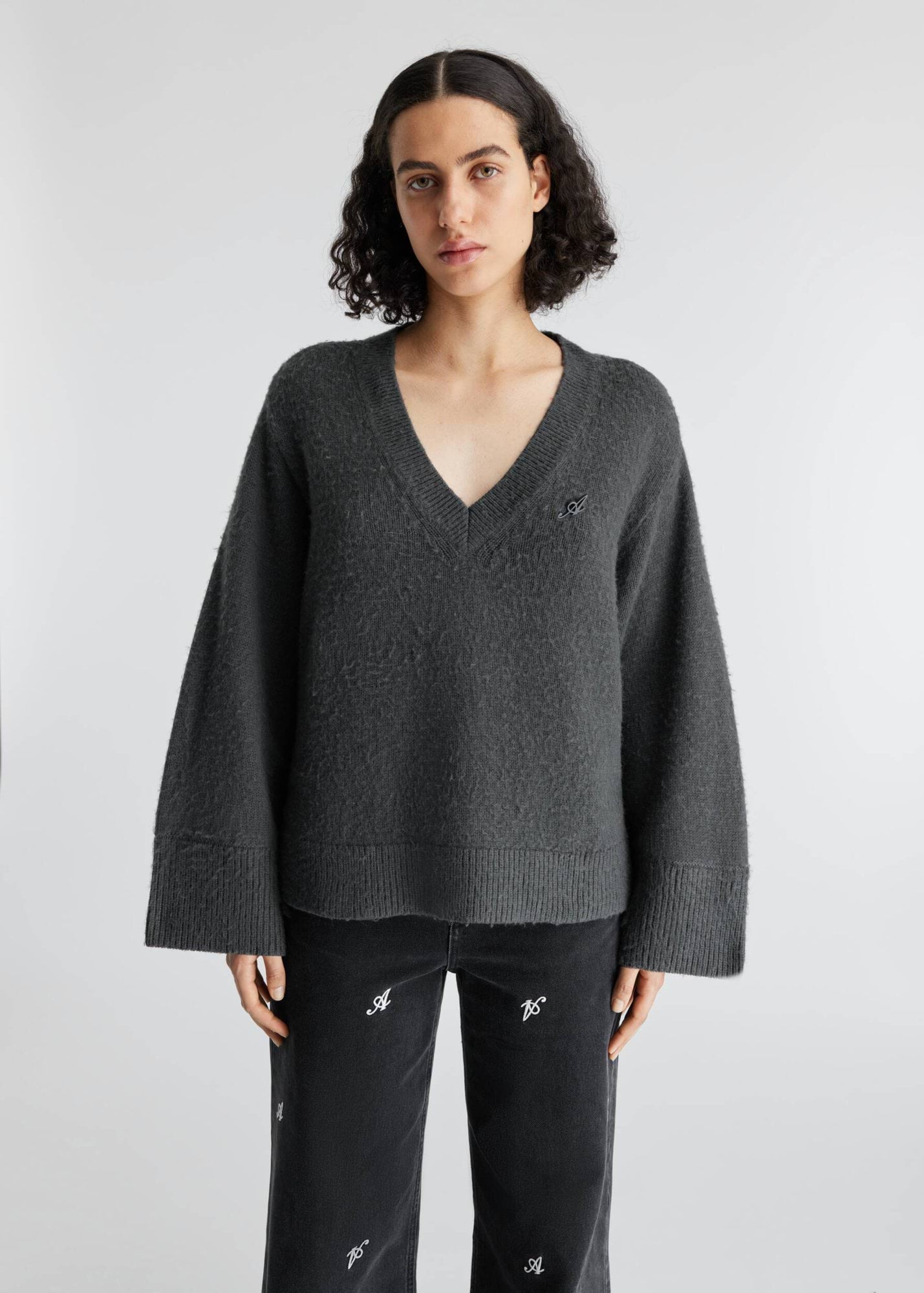 Sweater Rain V-Neck Dark Grey