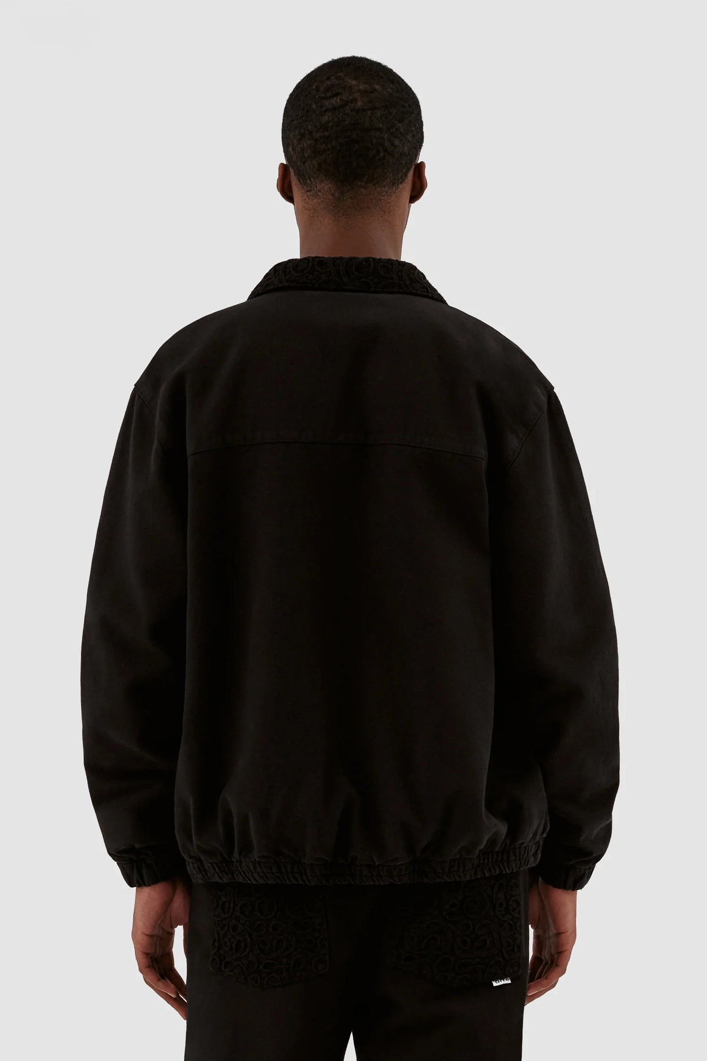 Joshua Detail Collar Black