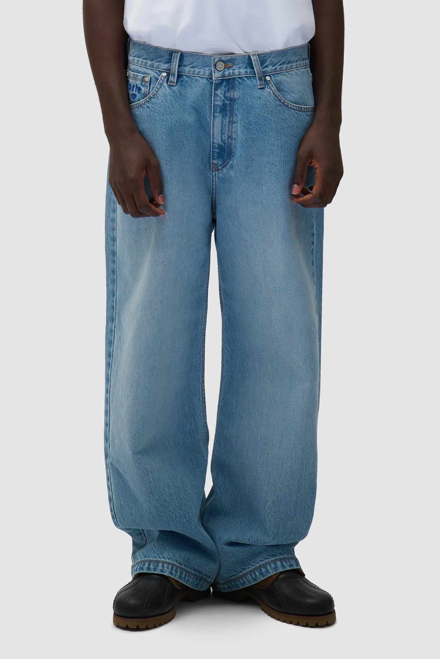 Jeans Basic Bleach