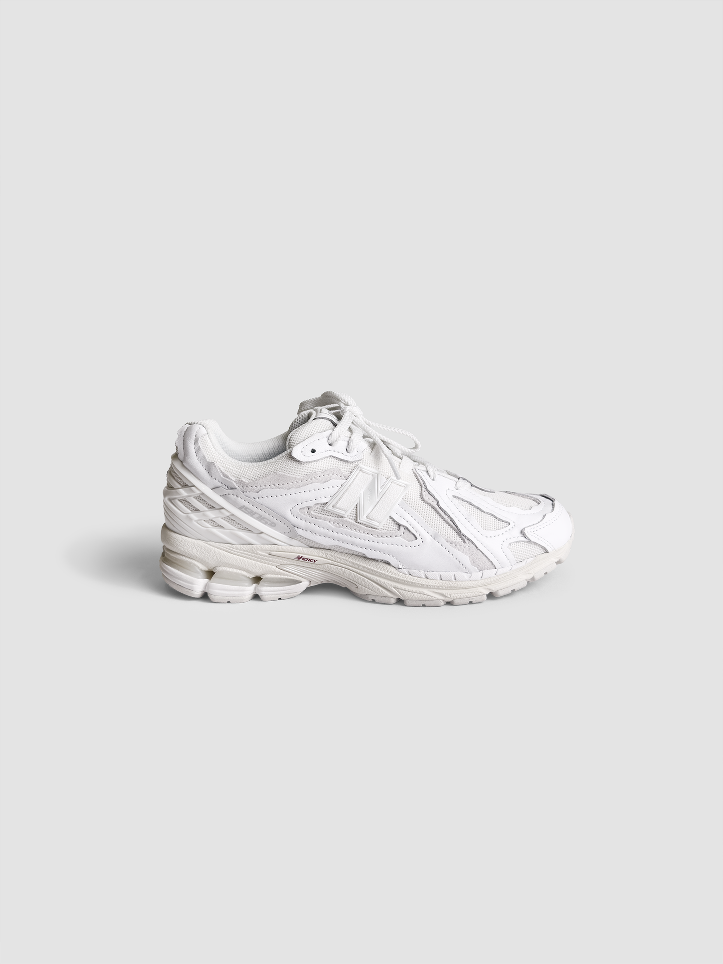 M1906DE Sneakers in White
