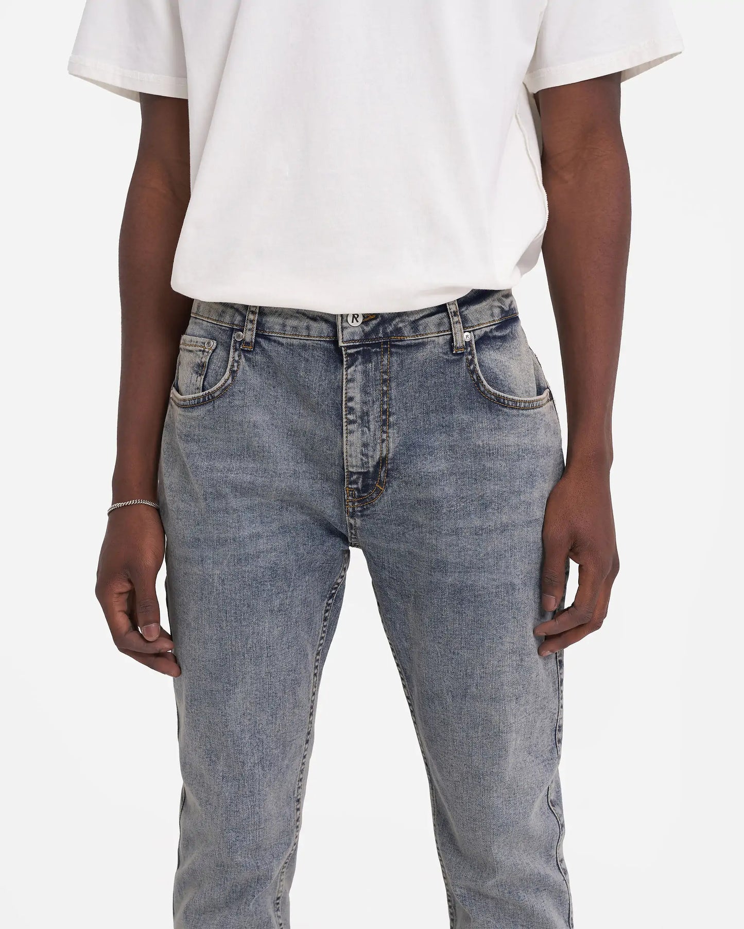 Jeans R1 Essential Mid Blue