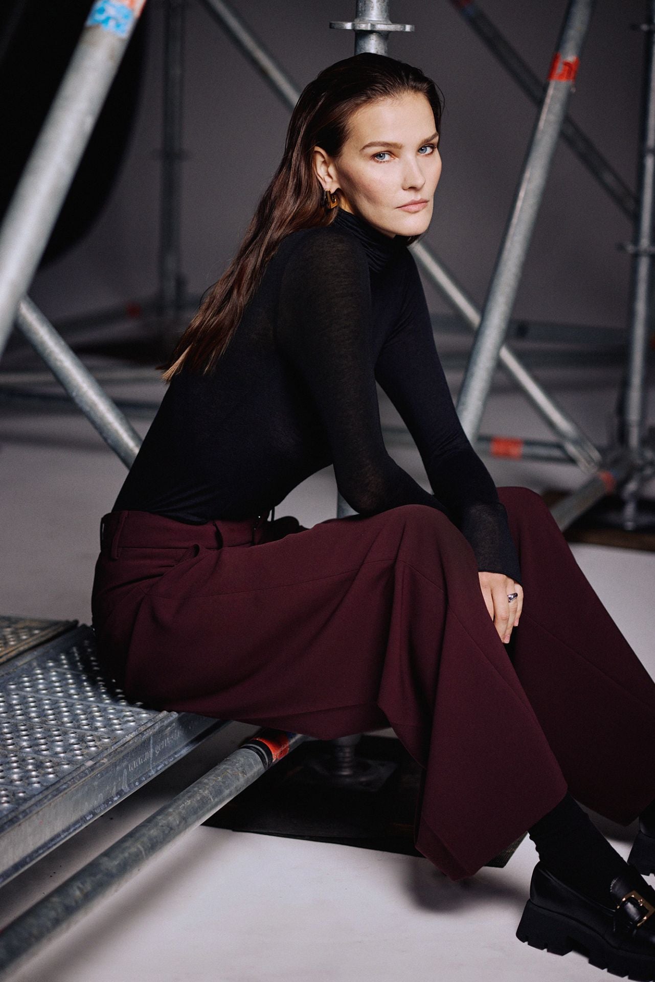 Pants Ivon Barolo
