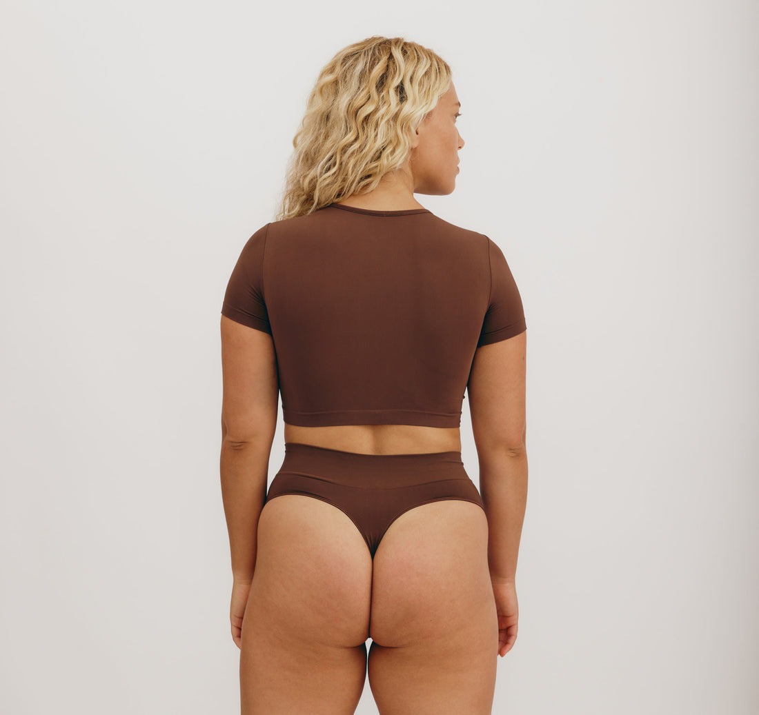 Thong Smooth Walnut