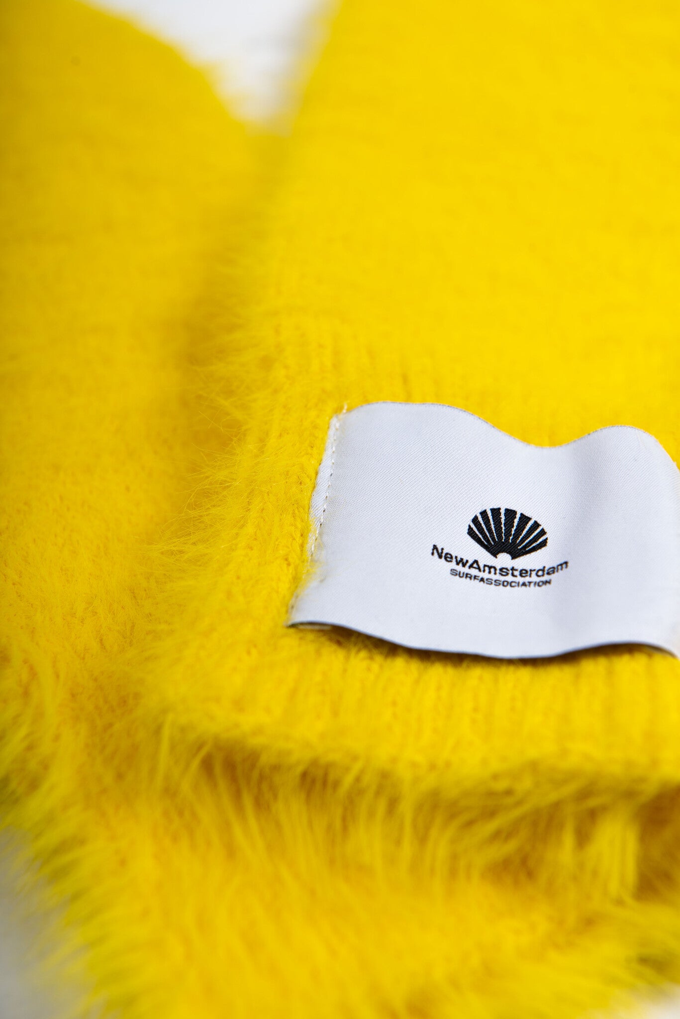 Gloves Peak Yellow