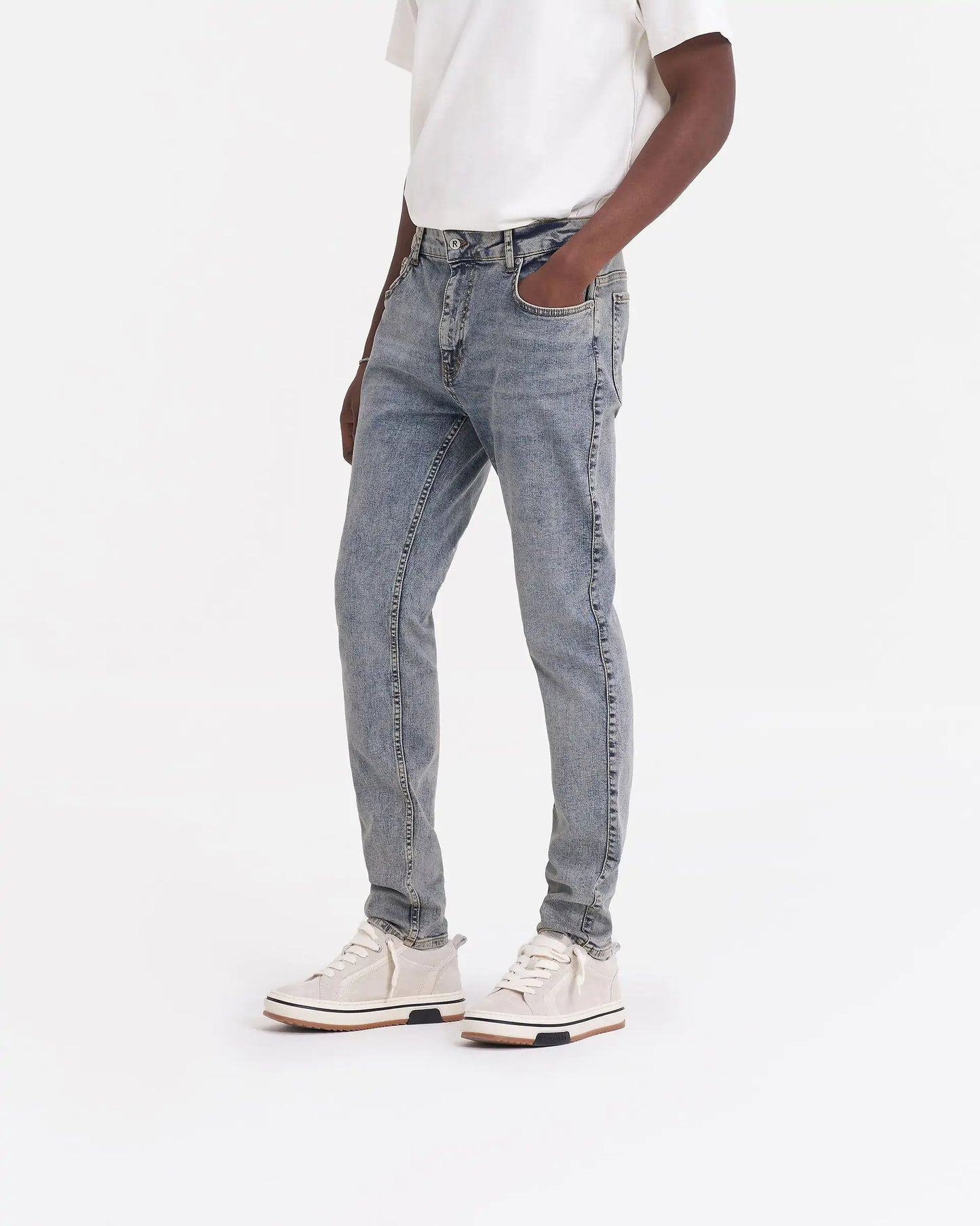 Jeans R1 Essential Mid Blue