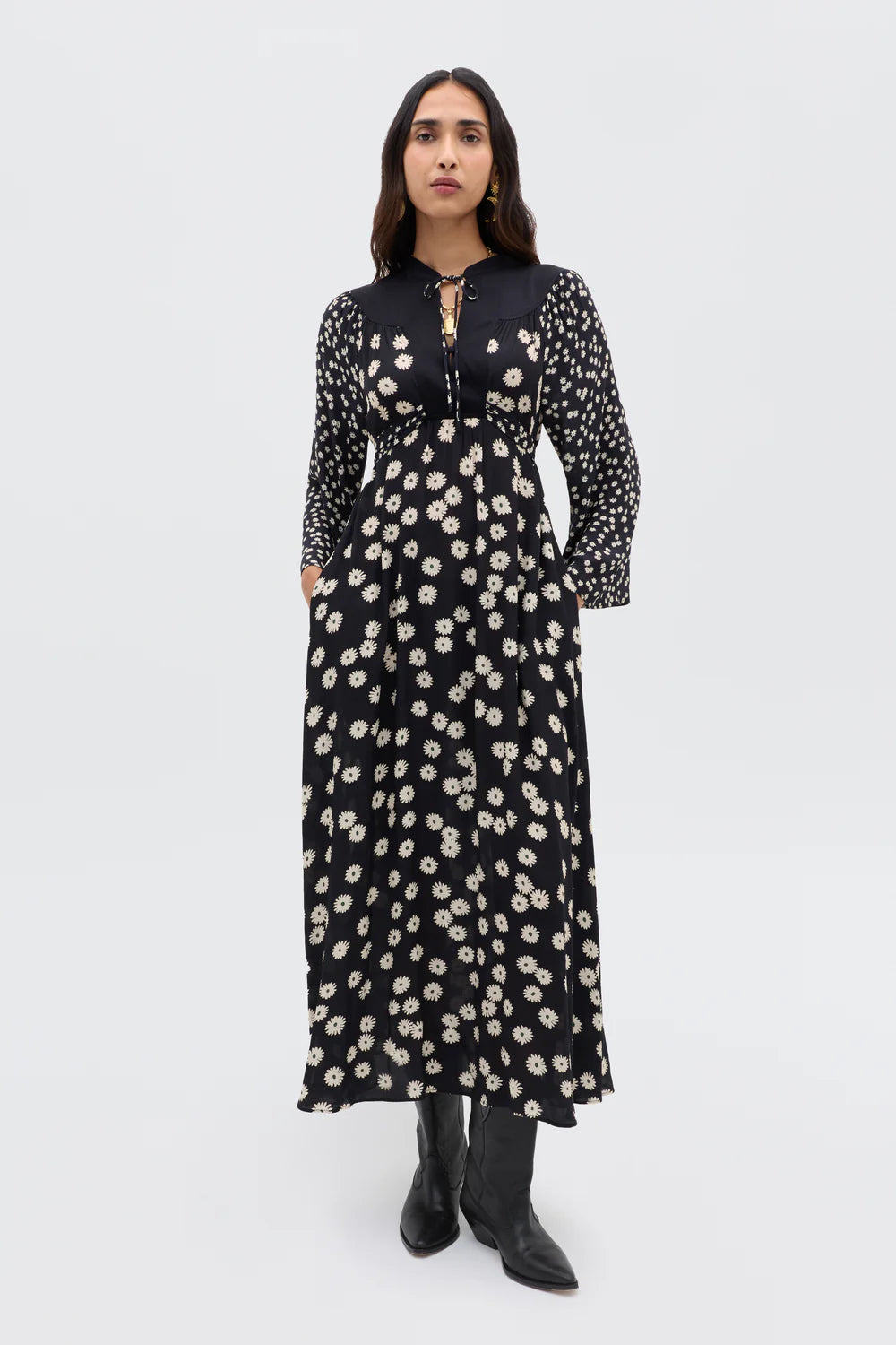Dress Anela Daisy Black