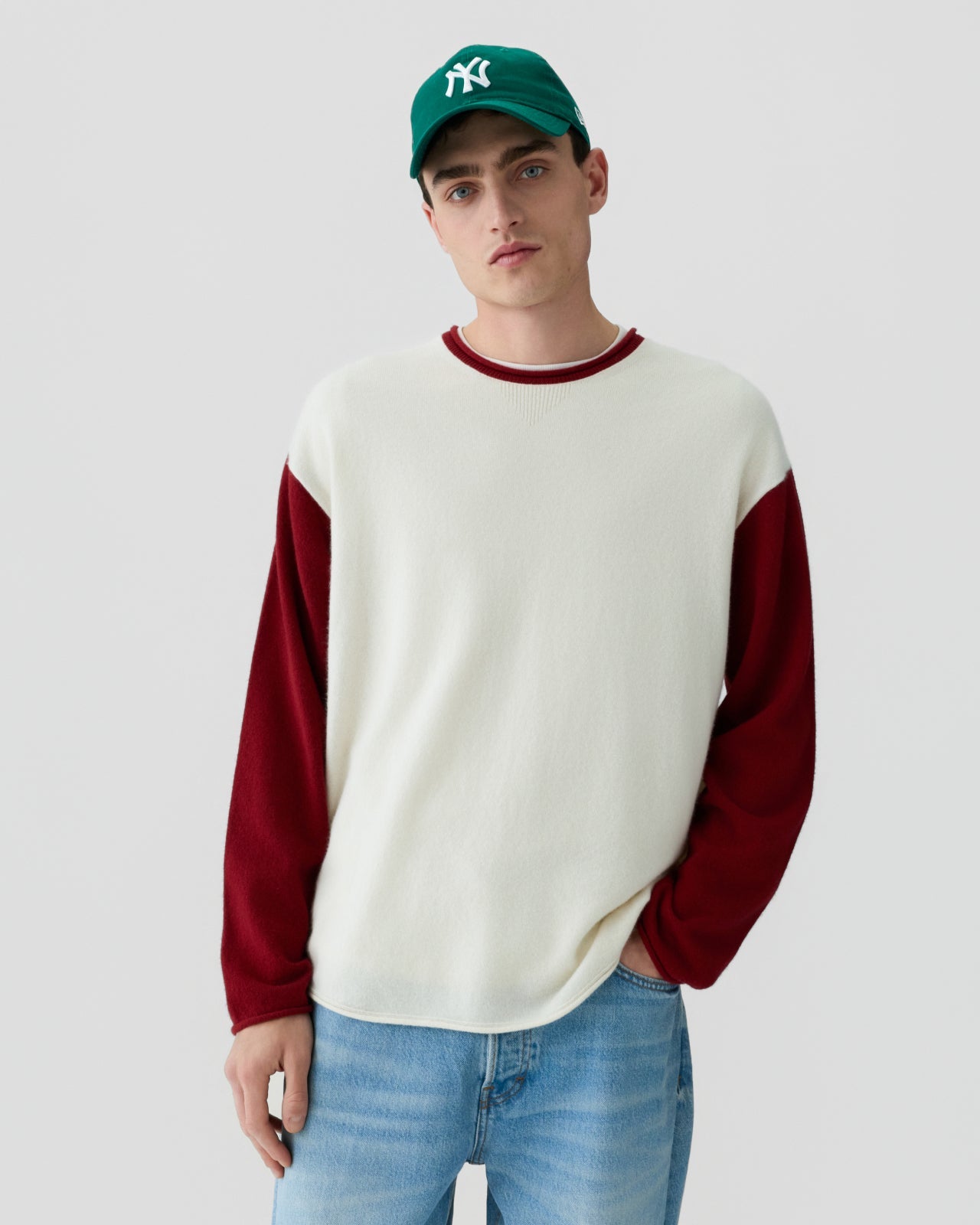 Sweater Baseball Cream & Carmine