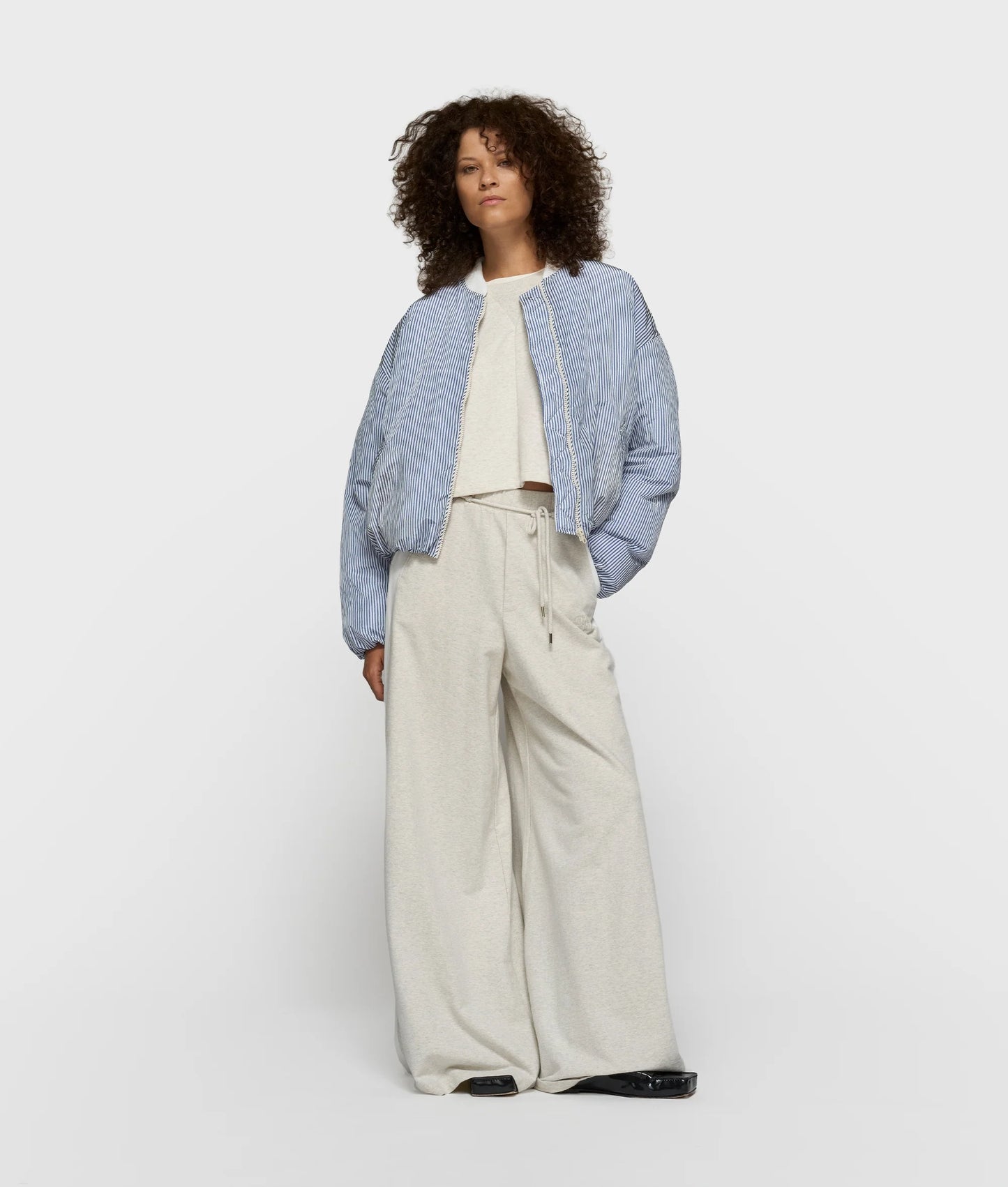 Sweatshirt Shoulder Gathering Cream