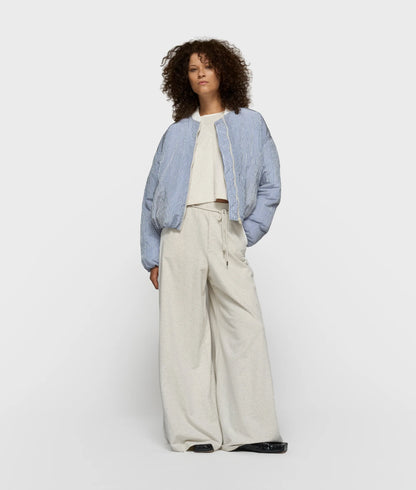 Sweatshirt Shoulder Gathering Cream