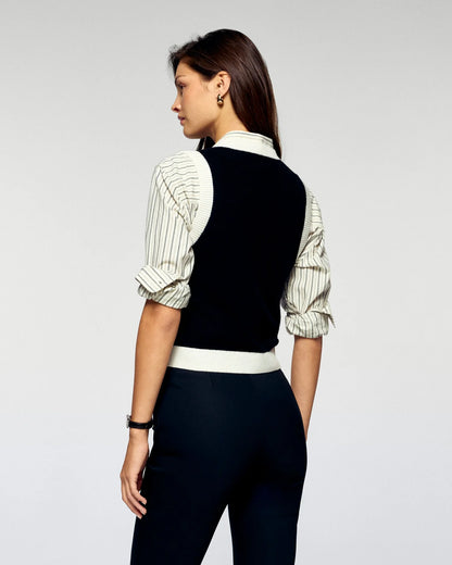 Vest Future Black & White