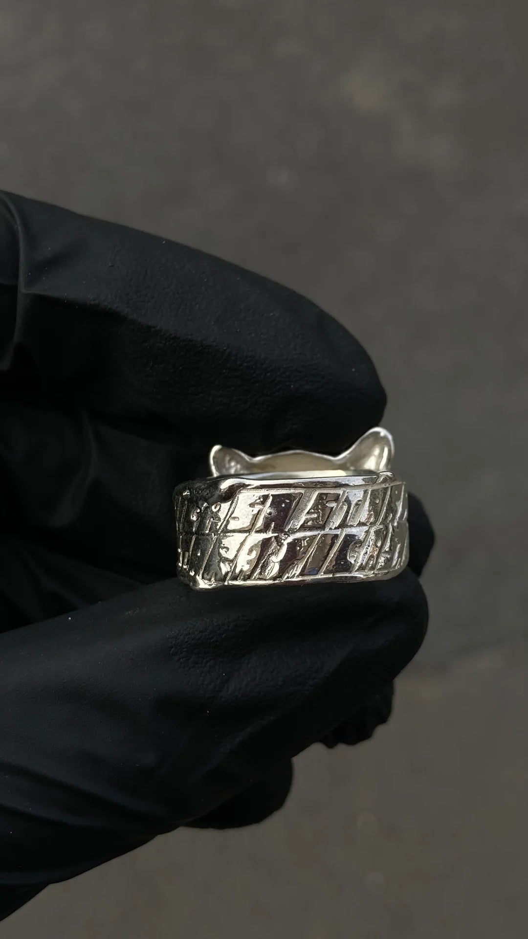 Ring Tomcat Silver