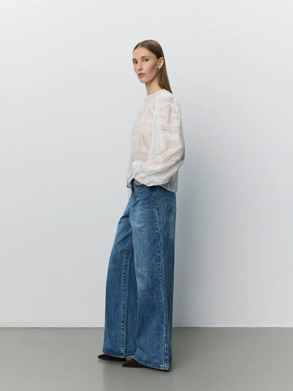 Shirt Cora Embroidered White