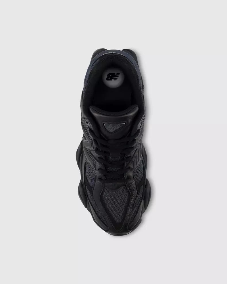 U9060NRI Sneakers in Black – Via Store
