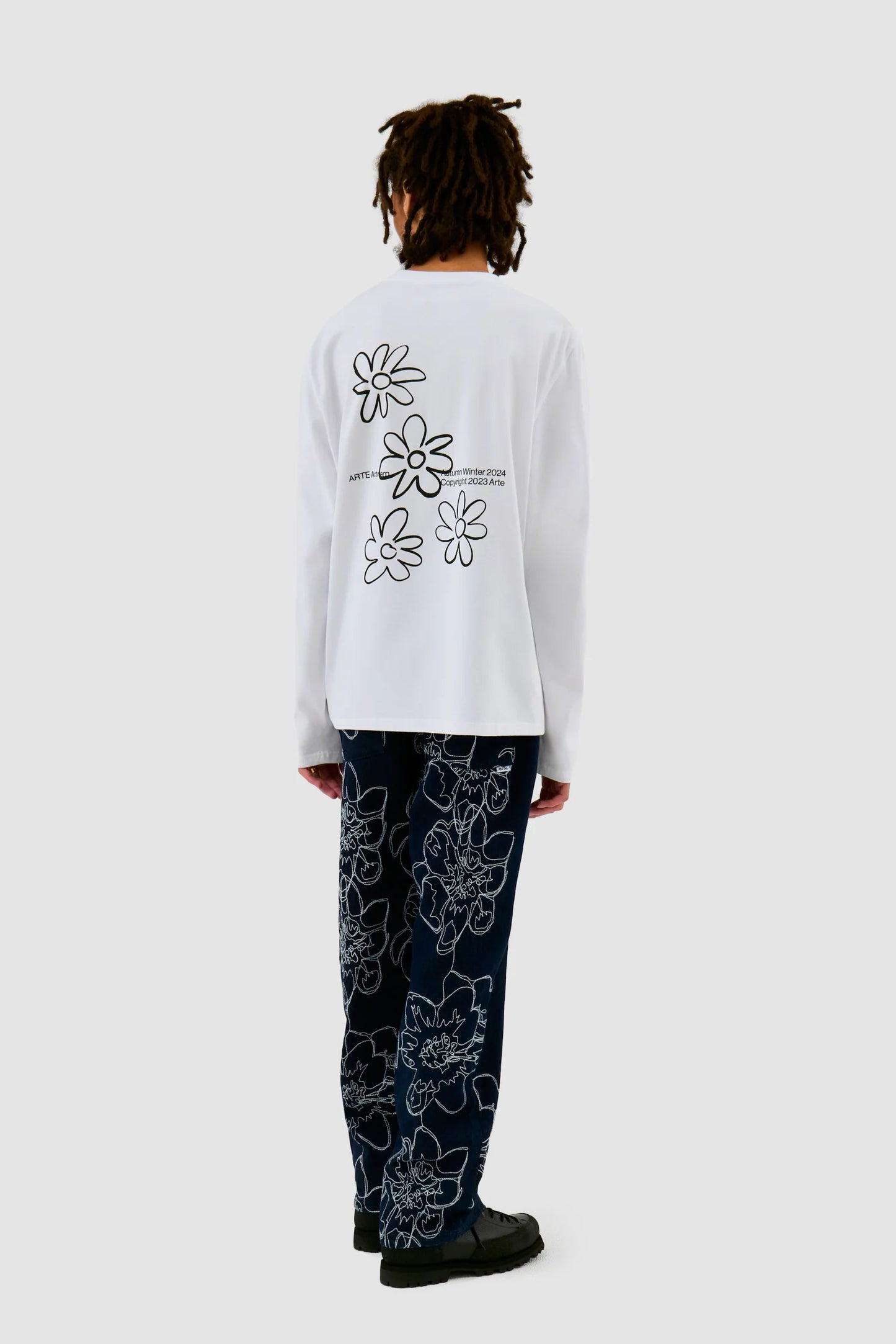 T-shirt Longsleeve Flowers White