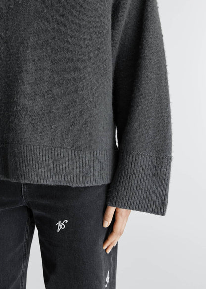 Sweater Rain V-Neck Dark Grey