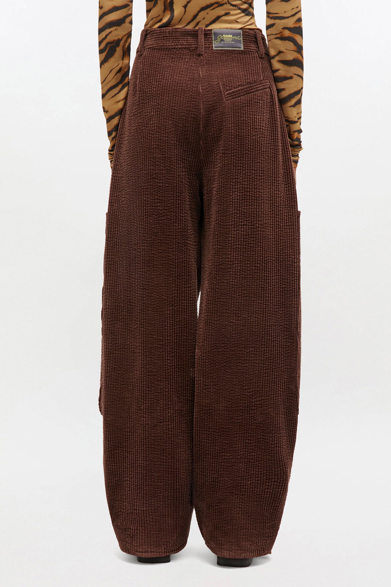 Pants Corduroy Curved Brown