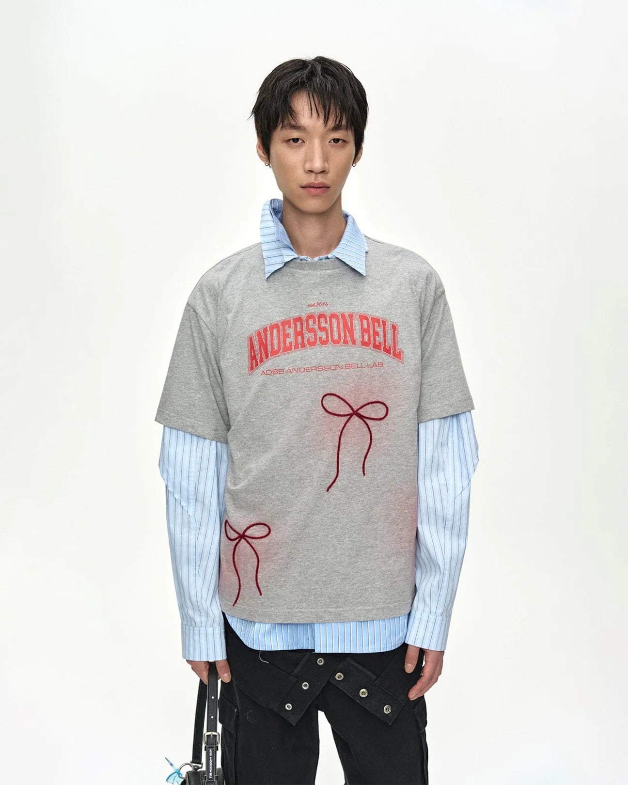 T-shirt Spray Ribbon Embroidery Grey