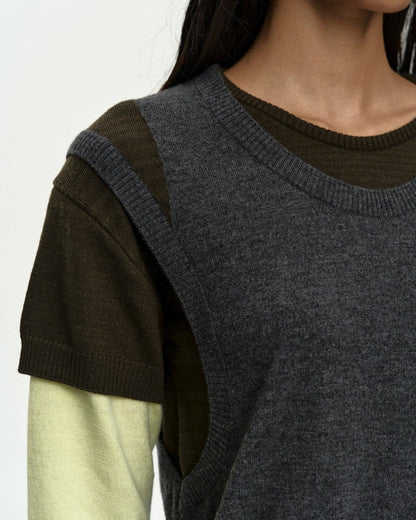 Sweater Tres Over Layered Green