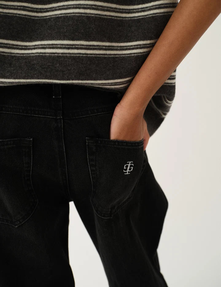 Jeans Darcy Barrel Washed Black