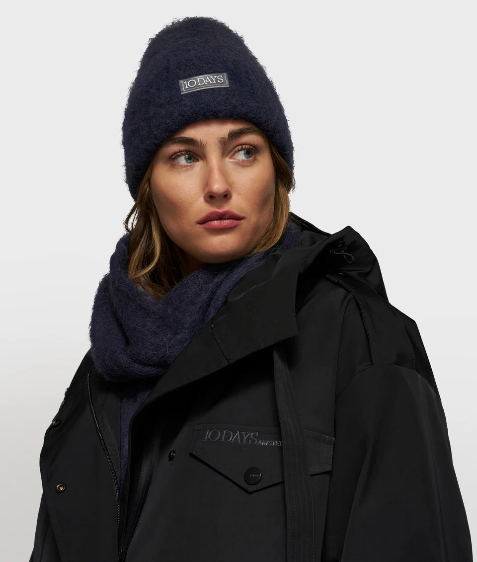 Raincoat Famous Black