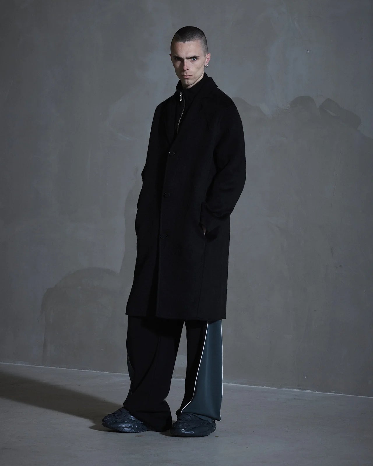 Coat Diamond Black