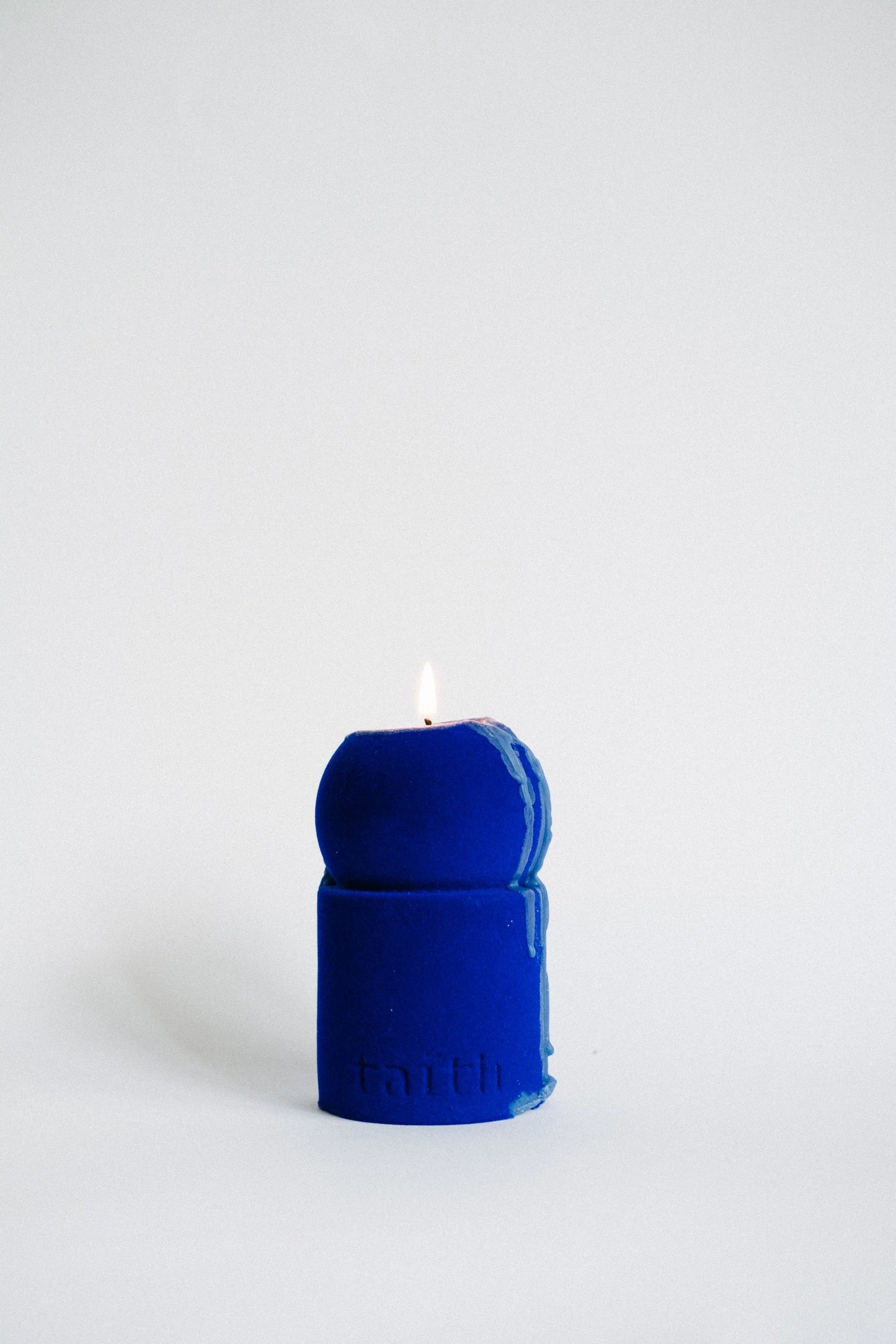 Svíčka Lulu Velvet Blue