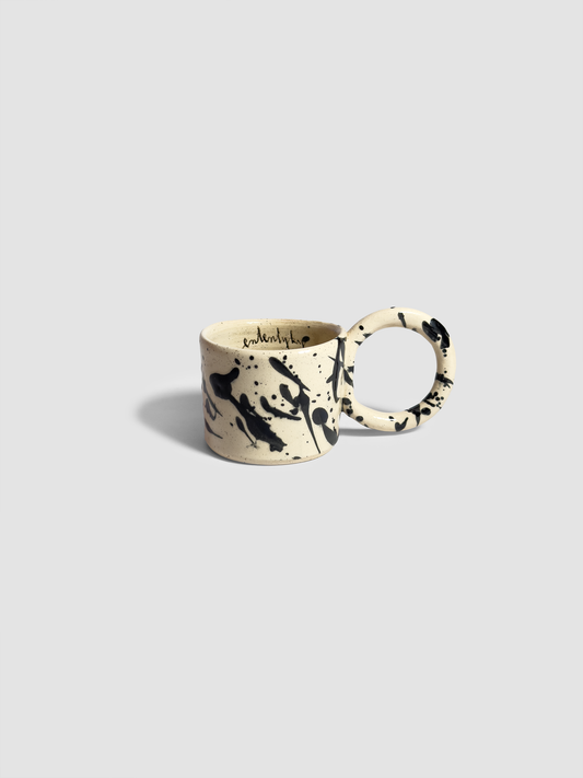 Stained Mug with Round Handle Black&White