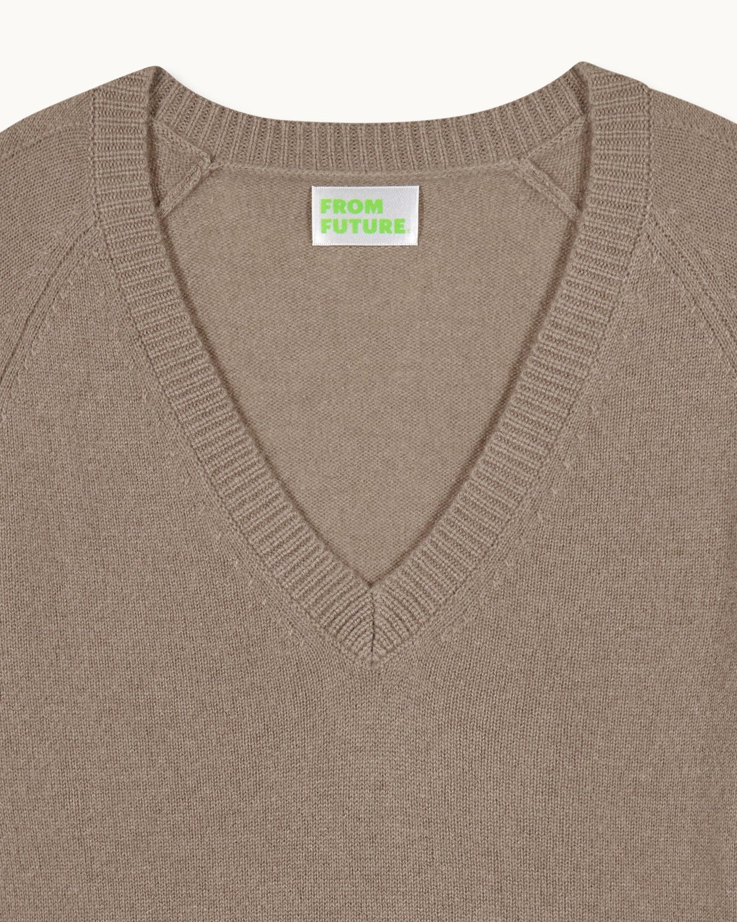 Sweater V-Neck Light Brown