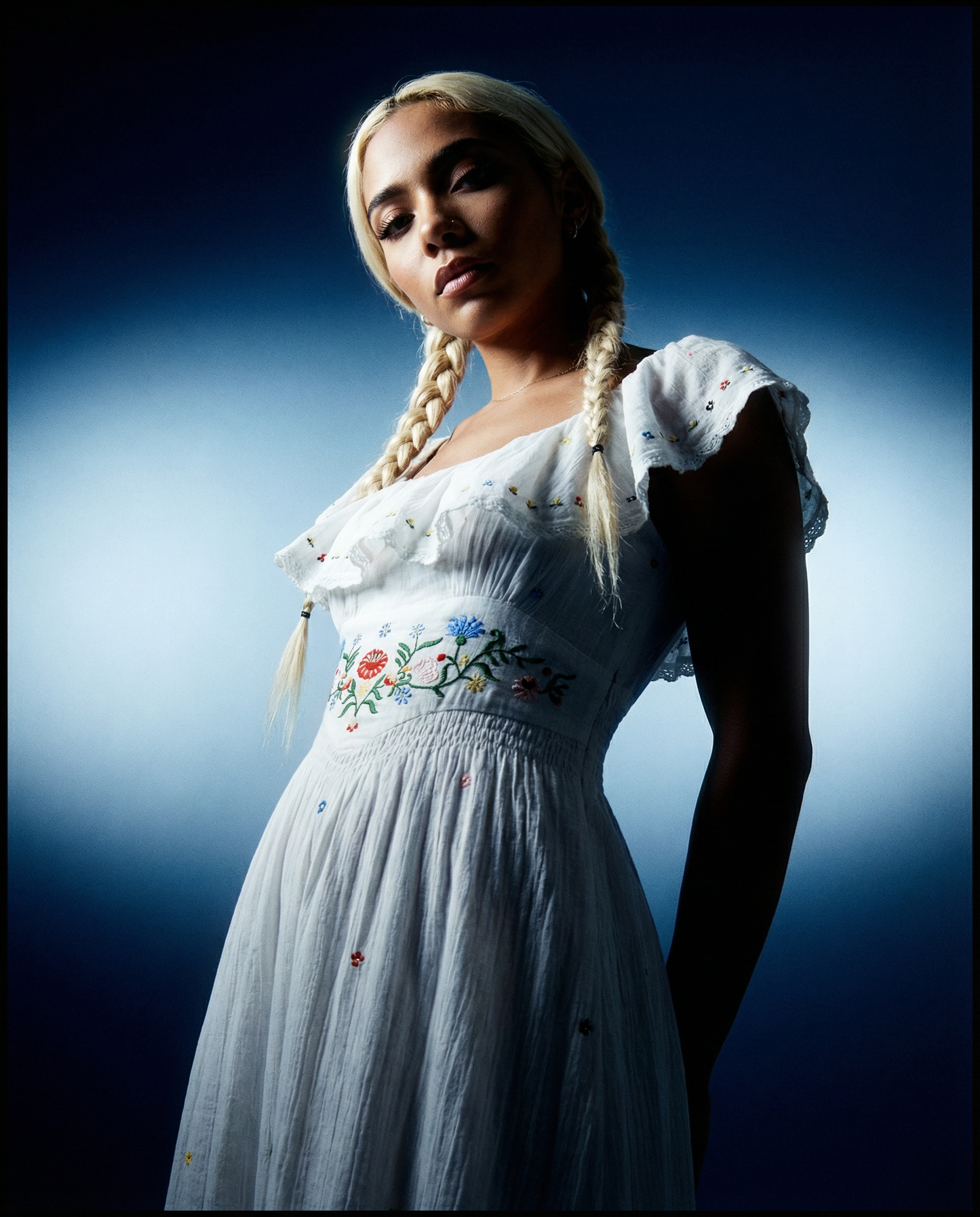 Dress Ebony Petunia Ivory