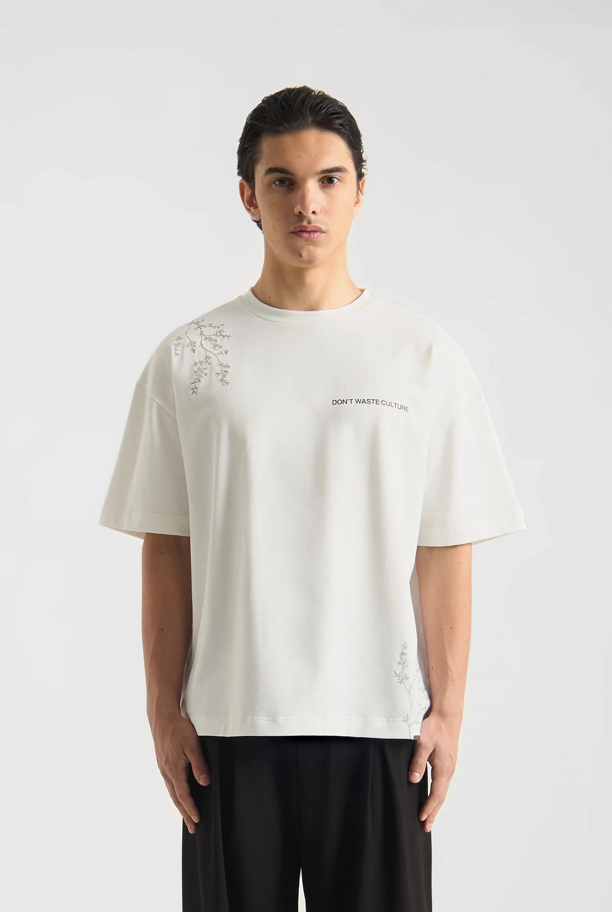 T-shirt Morikae Offwhite