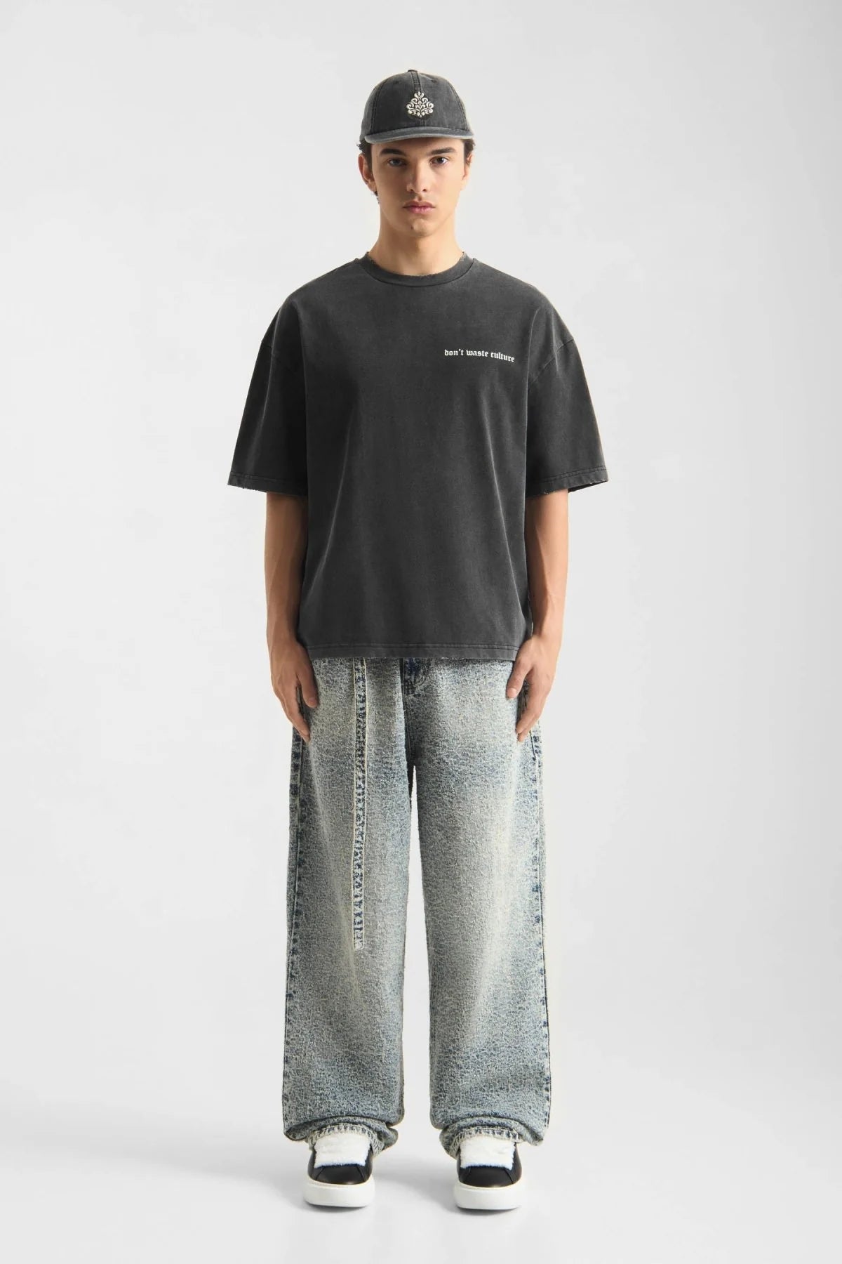 T-shirt Olivinne Faded Black