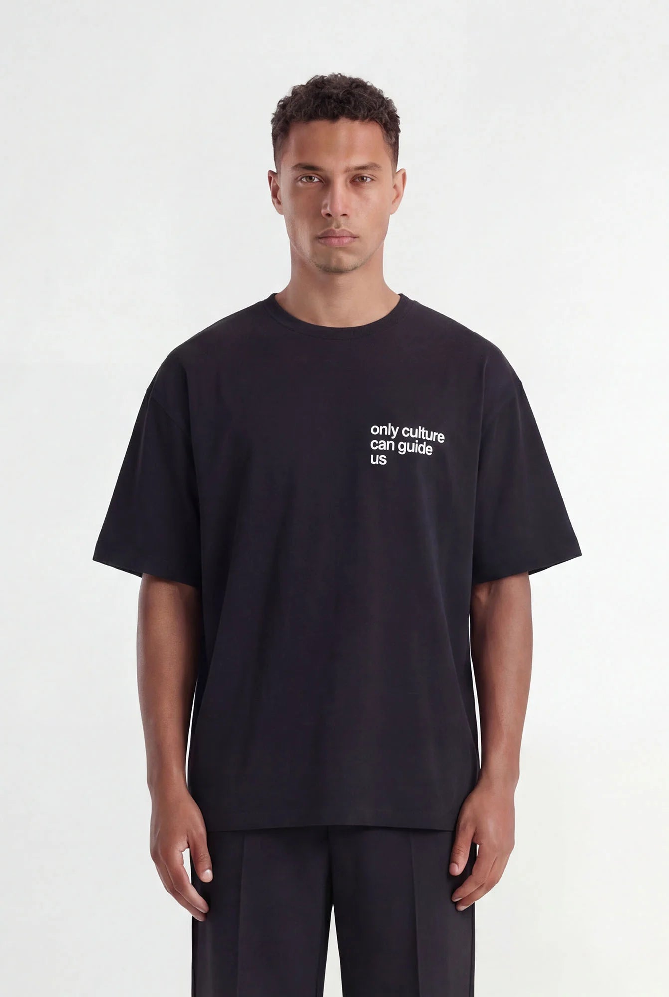 T-shirt Oshimi Black